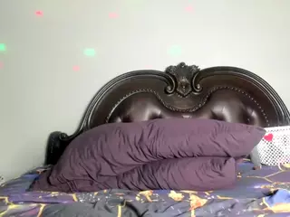 RenaSoBlasian's Live Sex Cam Show