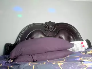 RenaSoBlasian's Live Sex Cam Show
