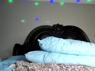 RenaSoBlasian's Live Sex Cam Show