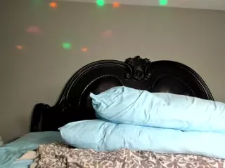 RenaSoBlasian's Live Sex Cam Show