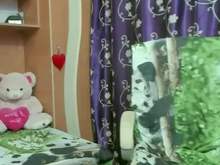 joyfuluntamed's Live Sex Cam Show