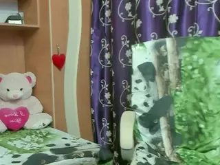 joyfuluntamed's Live Sex Cam Show