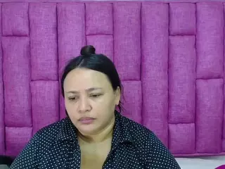 crushonme's Live Sex Cam Show