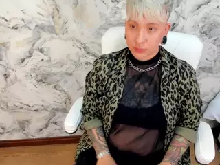 amyhouse's Live Sex Cam Show