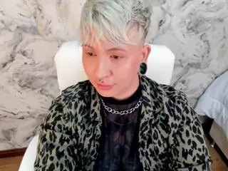amyhouse's Live Sex Cam Show