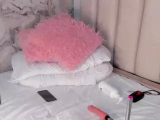 amyhouse's Live Sex Cam Show