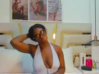 huddahmonroe's Live Sex Cam Show