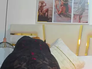 huddahmonroe's Live Sex Cam Show