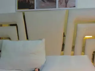 huddahmonroe's Live Sex Cam Show