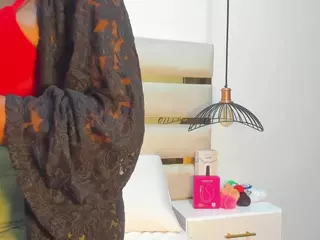 huddahmonroe's Live Sex Cam Show
