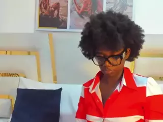 huddahmonroe's Live Sex Cam Show