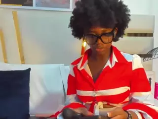 huddahmonroe's Live Sex Cam Show
