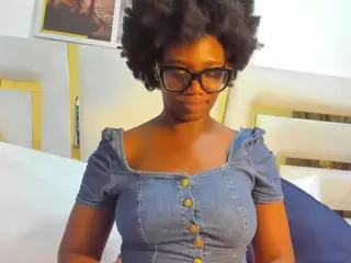 huddahmonroe's Live Sex Cam Show