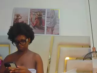 huddahmonroe's Live Sex Cam Show