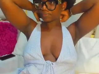 huddahmonroe's Live Sex Cam Show