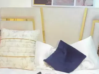 huddahmonroe's Live Sex Cam Show