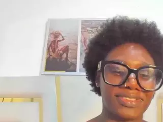 huddahmonroe's Live Sex Cam Show