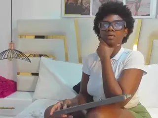 huddahmonroe's Live Sex Cam Show