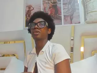 huddahmonroe's Live Sex Cam Show
