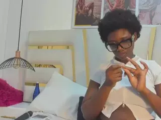 huddahmonroe's Live Sex Cam Show
