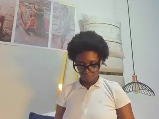 huddahmonroe's Live Sex Cam Show