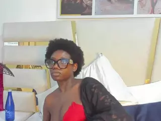 huddahmonroe's Live Sex Cam Show