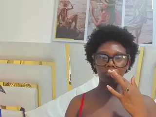 huddahmonroe's Live Sex Cam Show