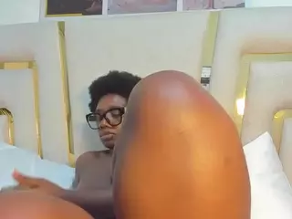 huddahmonroe's Live Sex Cam Show