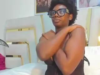 huddahmonroe's Live Sex Cam Show