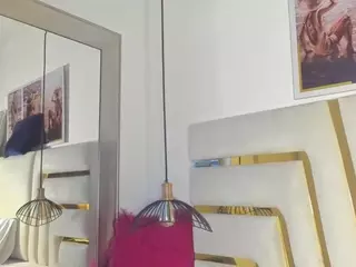 huddahmonroe's Live Sex Cam Show