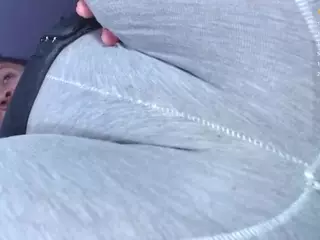 emielyn82's Live Sex Cam Show