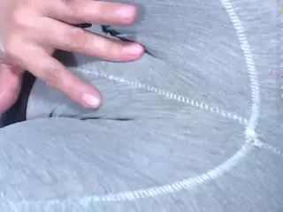 emielyn82's Live Sex Cam Show
