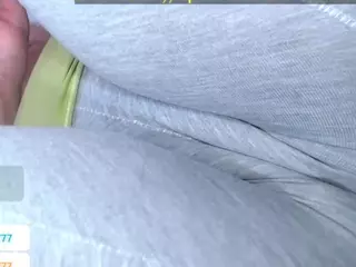 emielyn82's Live Sex Cam Show