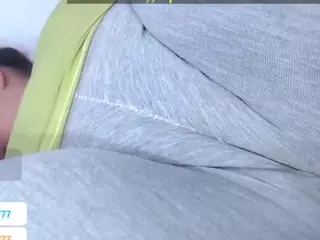 emielyn82's Live Sex Cam Show