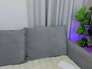 Lou's Live Sex Cam Show