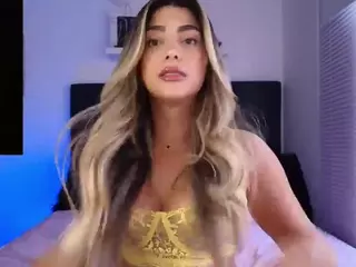 Cata Ruiz's Live Sex Cam Show