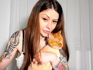 BrianaDiamond's Live Sex Cam Show