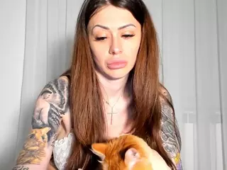 BrianaDiamond's Live Sex Cam Show