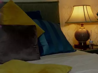 outrageousone's Live Sex Cam Show