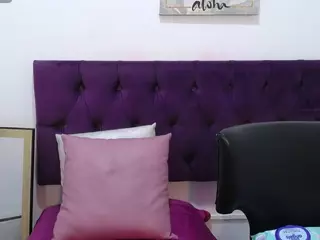 BIGBOOBSAdri's Live Sex Cam Show