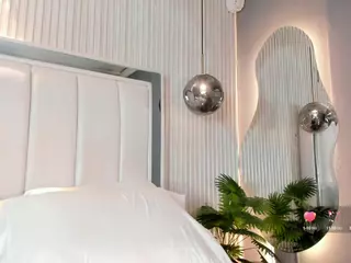 ashley-judd's Live Sex Cam Show