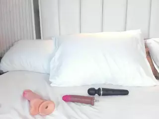 ashley-judd's Live Sex Cam Show