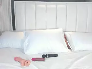 ashley-judd's Live Sex Cam Show