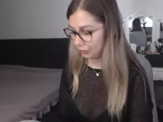 ErikaMonero's Live Sex Cam Show