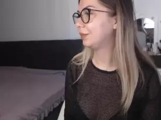 ErikaMonero's Live Sex Cam Show