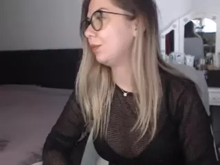 ErikaMonero's Live Sex Cam Show