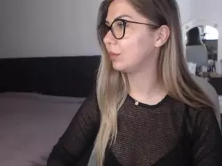 ErikaMonero's Live Sex Cam Show