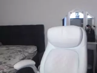 ErikaMonero's Live Sex Cam Show
