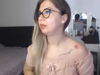 ErikaMonero's Live Sex Cam Show