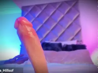 Malaia Hills's Live Sex Cam Show